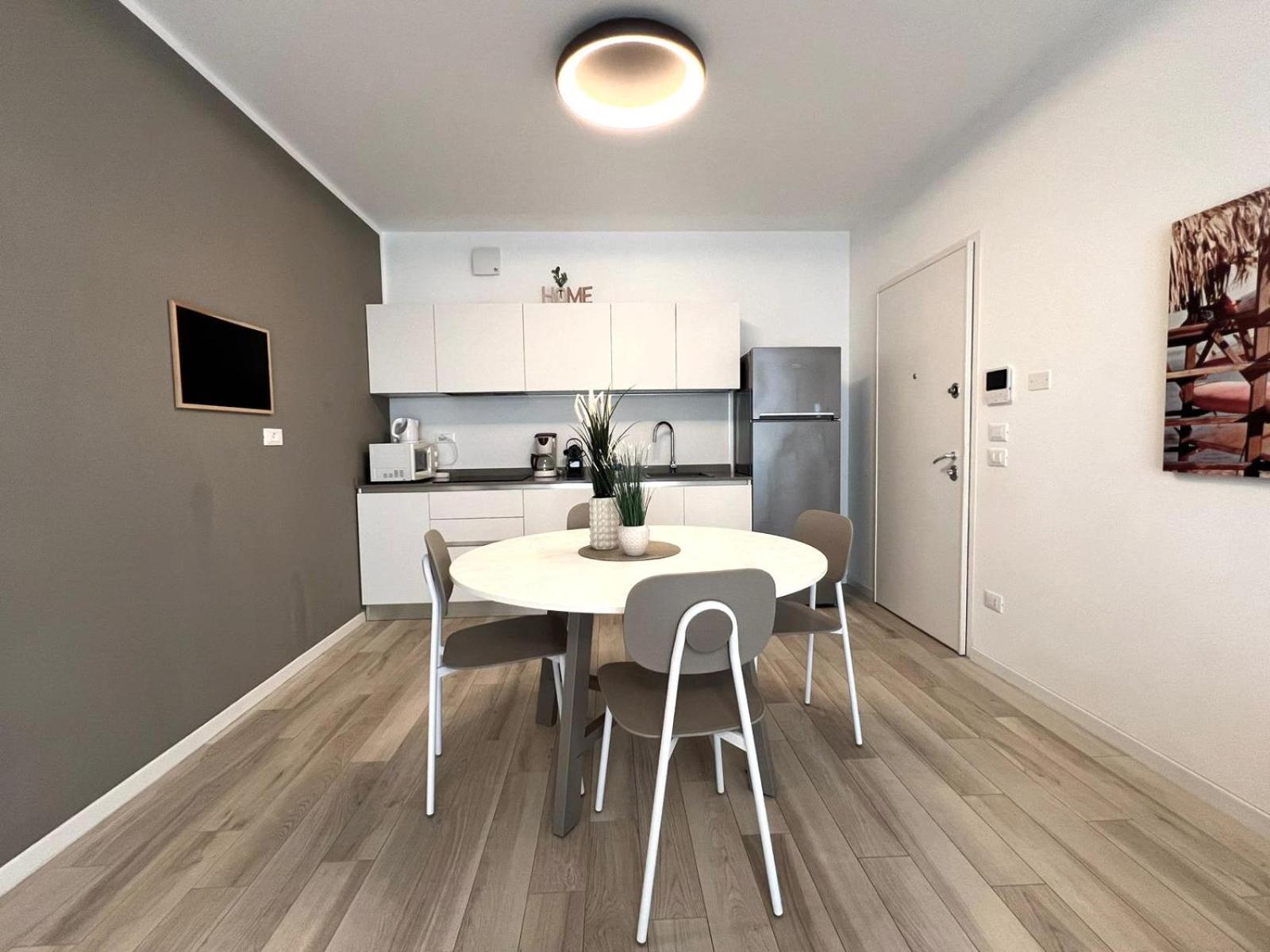 Sun Beach Residence Con Piscina - Piazza Brescia - Adria Holiday Jesolo - Family Apartments Zimmer foto